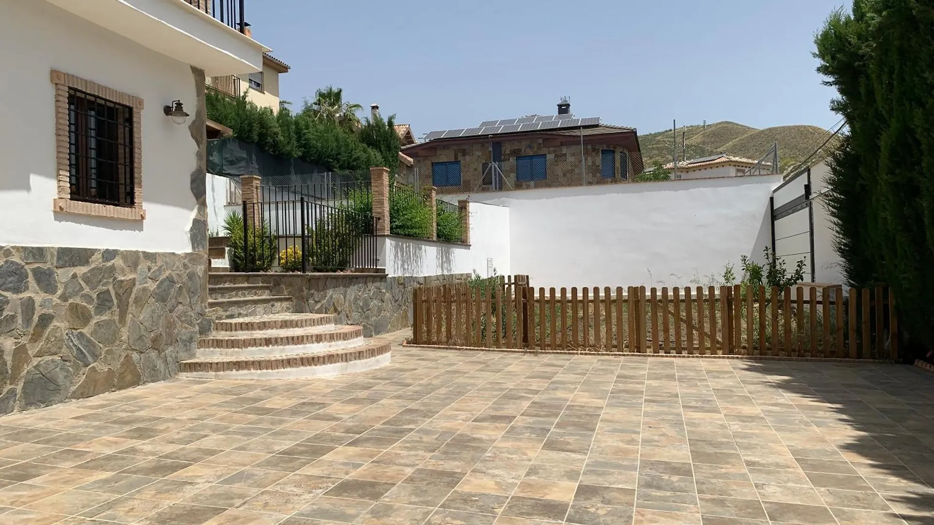 Holiday home Cortijo Los Pinillos Pinos Genil